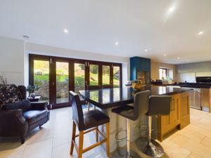 Kitchen- click for photo gallery